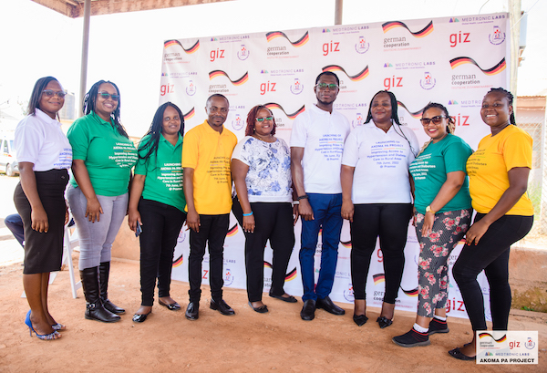 Medtronic LABS Akoma Pa Launch Team